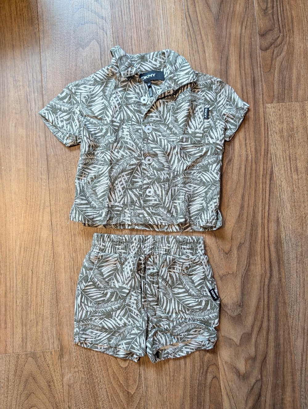 DKNY Olive Leaf Set